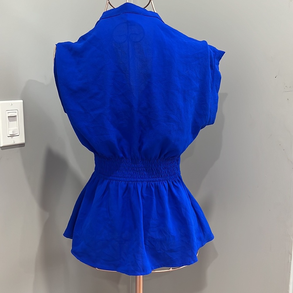 Blue Top - Picture 5 of 5